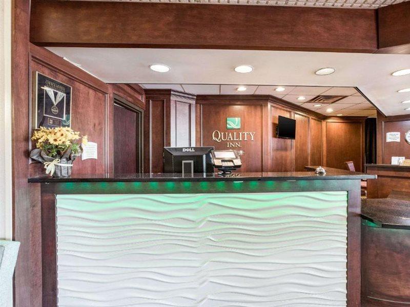Wingate By Wyndham Troy Hotel Екстериор снимка