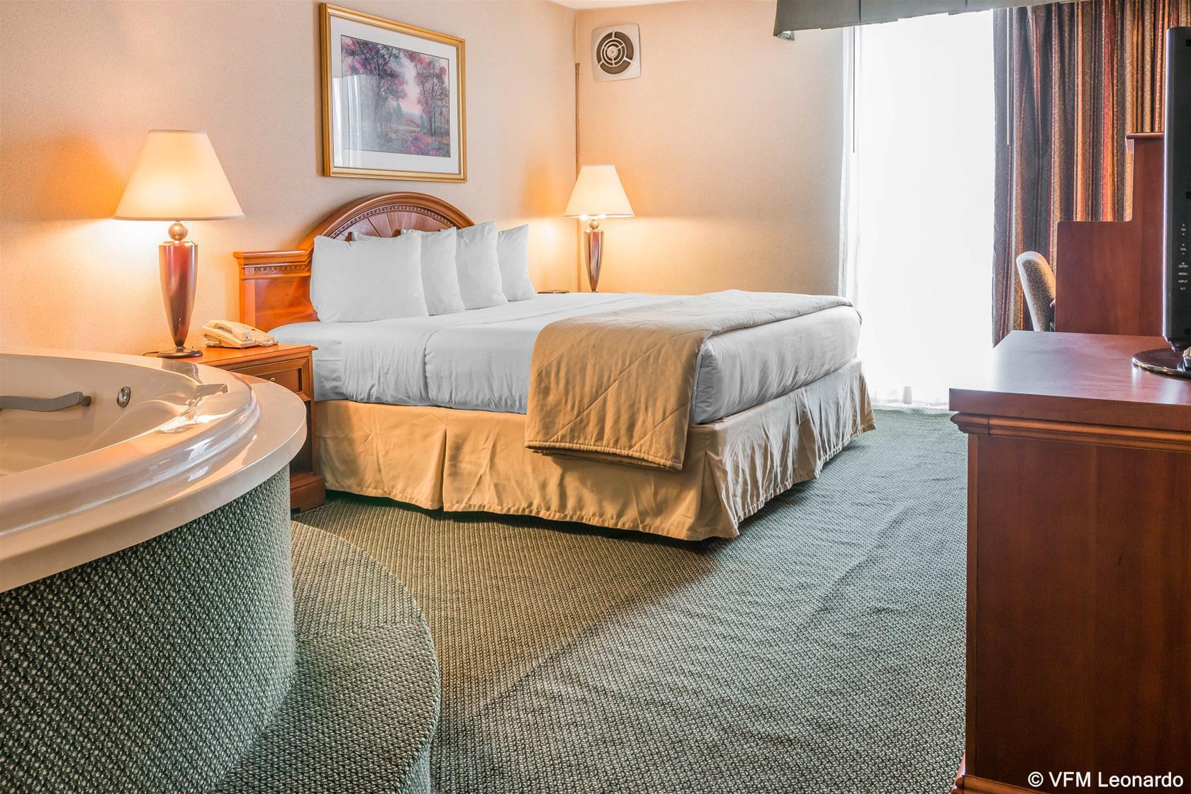 Wingate By Wyndham Troy Hotel Екстериор снимка